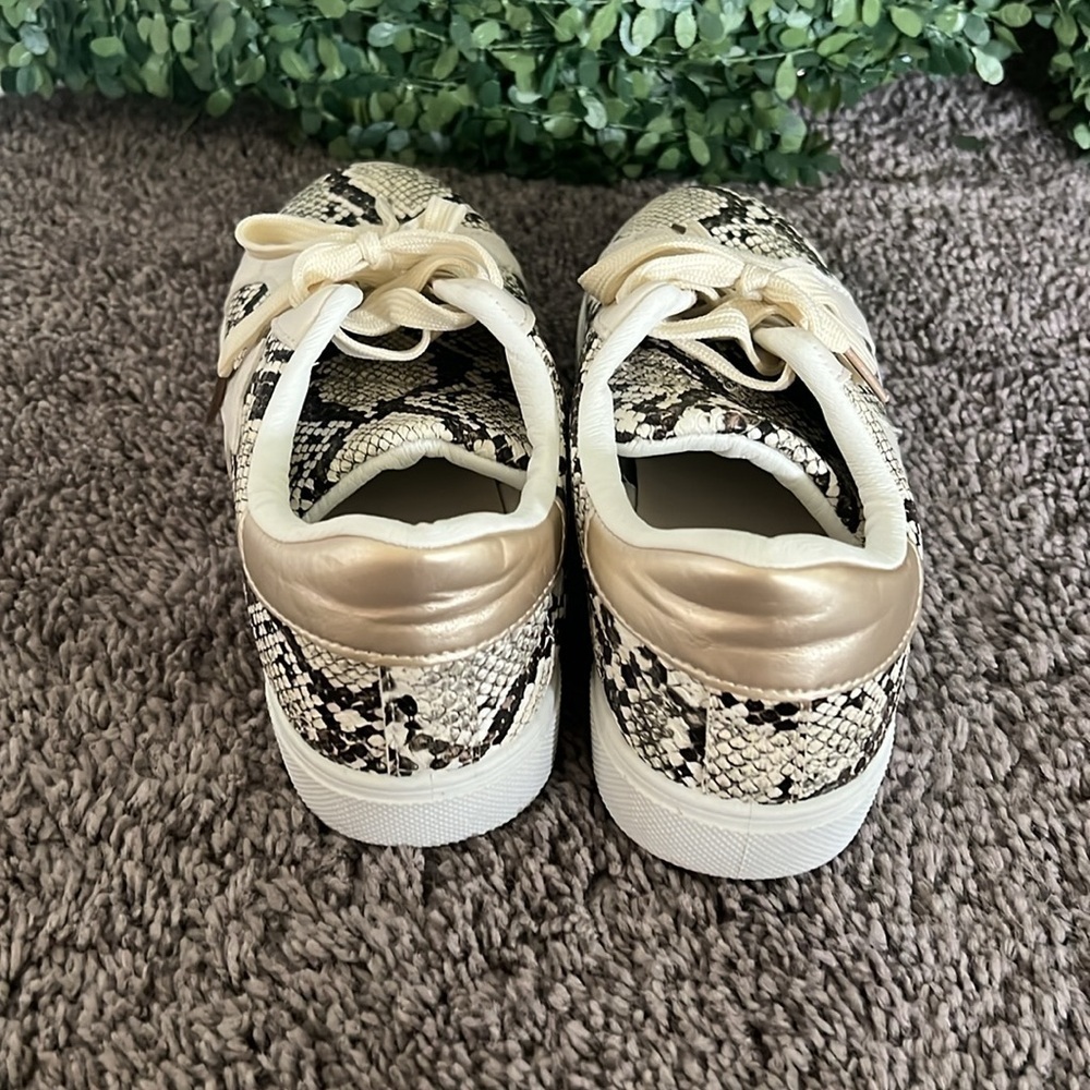 AWS Layla faux Snakeskin Sneakers Size 8 - Picture 2 of 5
